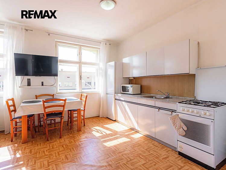 Комерційне приміщення на продаж, 190 м² (5 з 30)