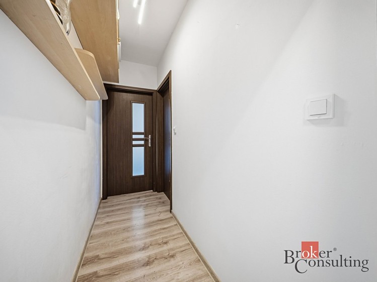 Wohnung 3+1 zum Kauf, 56 m² (8 von 10)