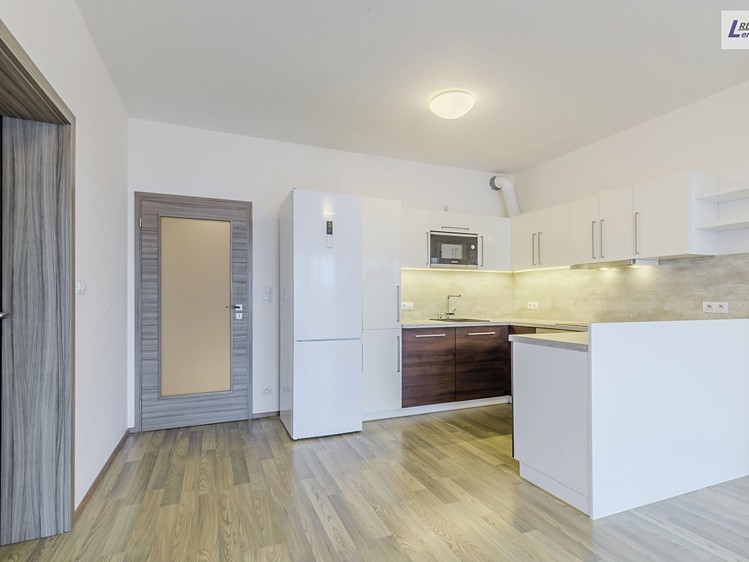 Prodej bytu 3+kk, 82 m² (13 z 26)
