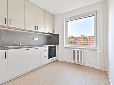 Pronájem bytu 1+1 38 m²