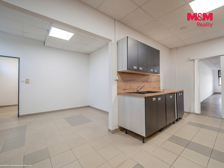 Комерційне приміщення в оренду, 150 м² (6 з 14)