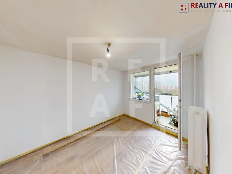 Prodej bytu 3+1 61 m², Praha – náhled fotky 1