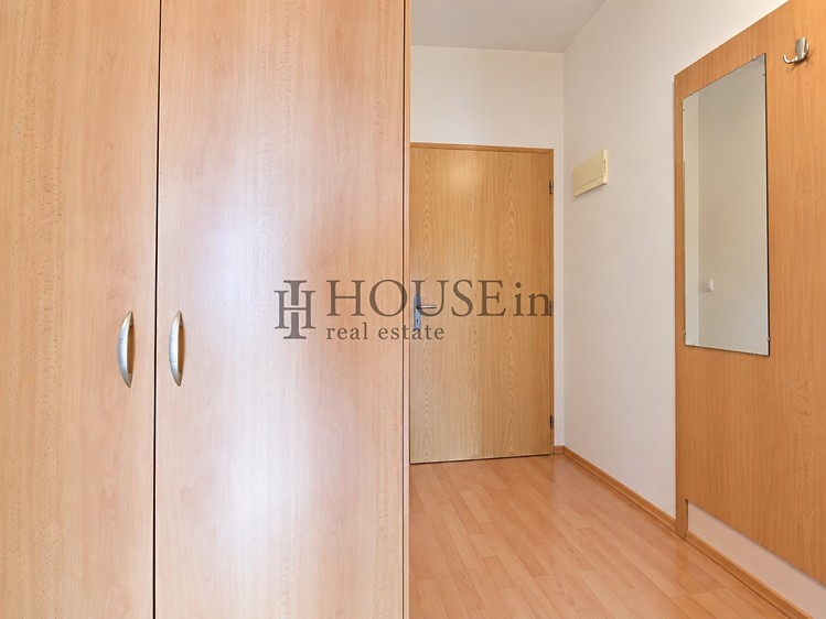 Pronájem bytu 1+kk, 32 m² (10 z 13)