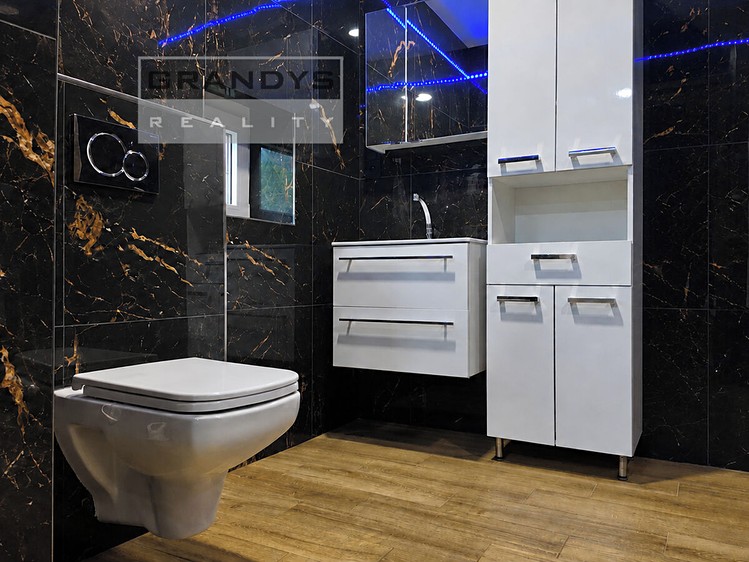 Prodej domu, 75 m² (7 z 14)