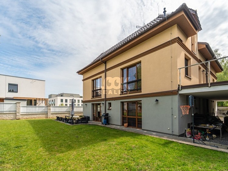 Haus zum Kauf, 438 m² (36 von 46)