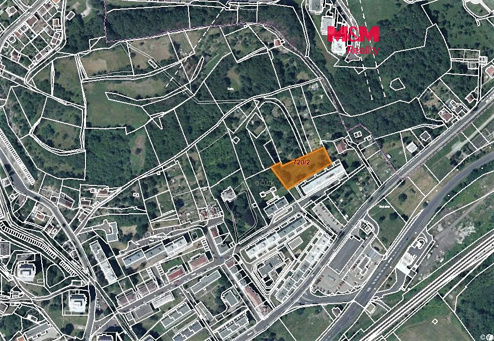 Prodej pole 1318 m²
