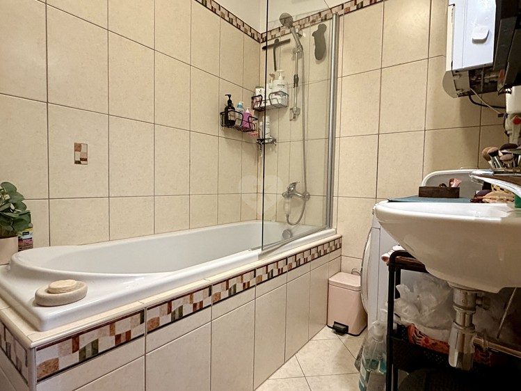 The 2+kk flat for rent, 48 m² (11 of 25)
