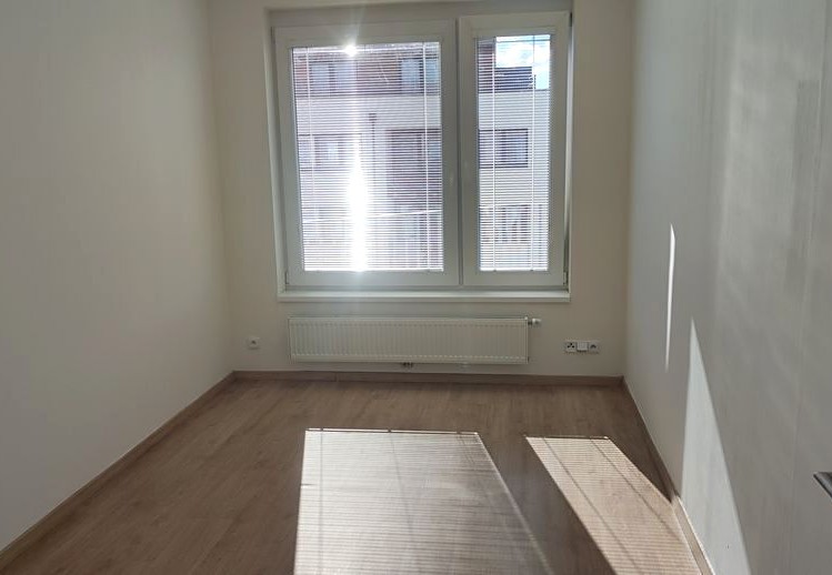 Квартира 2+kk в оренду, 52 м² (3 з 10)