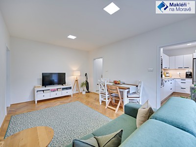 Prodej bytu 3+1, 62 m² (2 z 18)