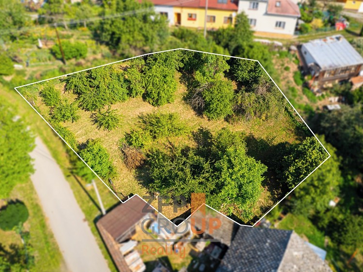 Prodej pozemku, 1 005 m² (3 z 12)