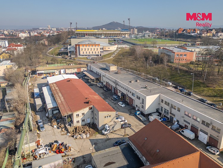 Комерційне приміщення на продаж, 760 м² (10 з 30)