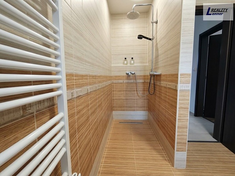Prodej domu, 93 m² (13 z 31)