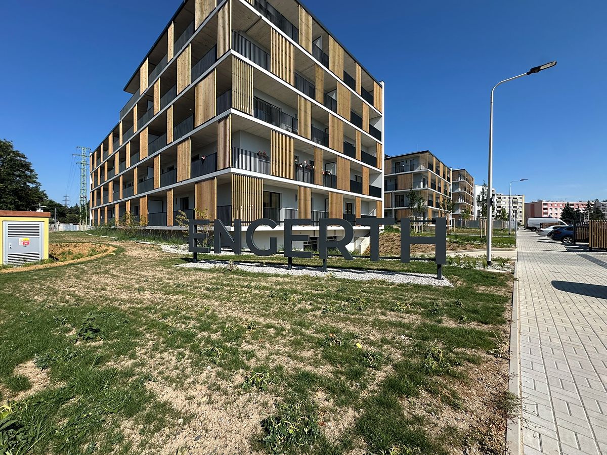 Pronájem bytu 1+kk 30 m²