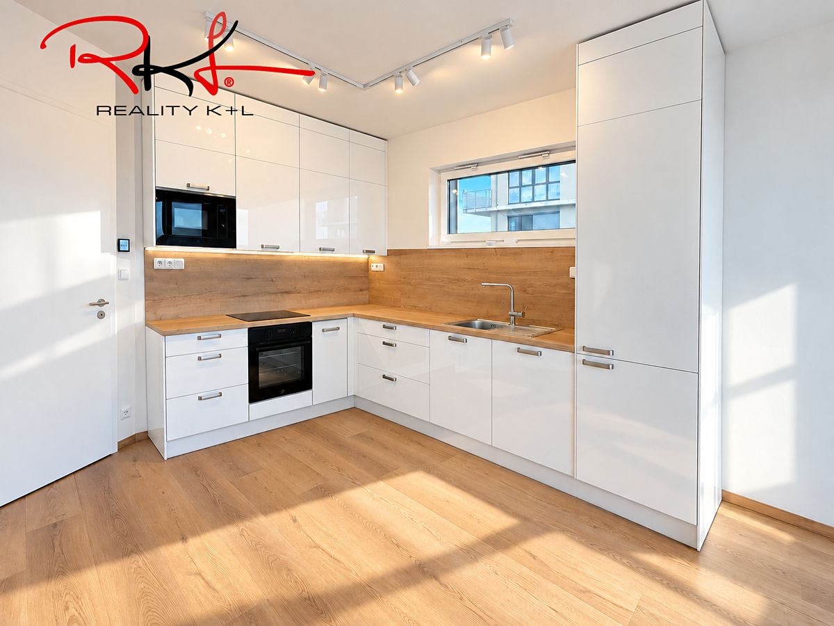 Pronájem bytu 2+kk 53 m² – fotografie 5
