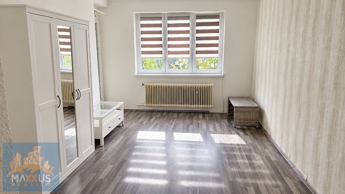 Pronájem bytu 2+1 52 m² – fotografie 4