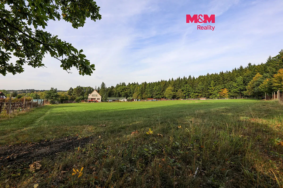 Prodej stavebního pozemku 851 m²