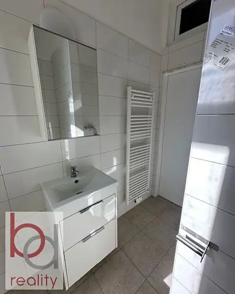 Pronájem bytu 1+1 37 m², České Budějovice – náhled fotky 2