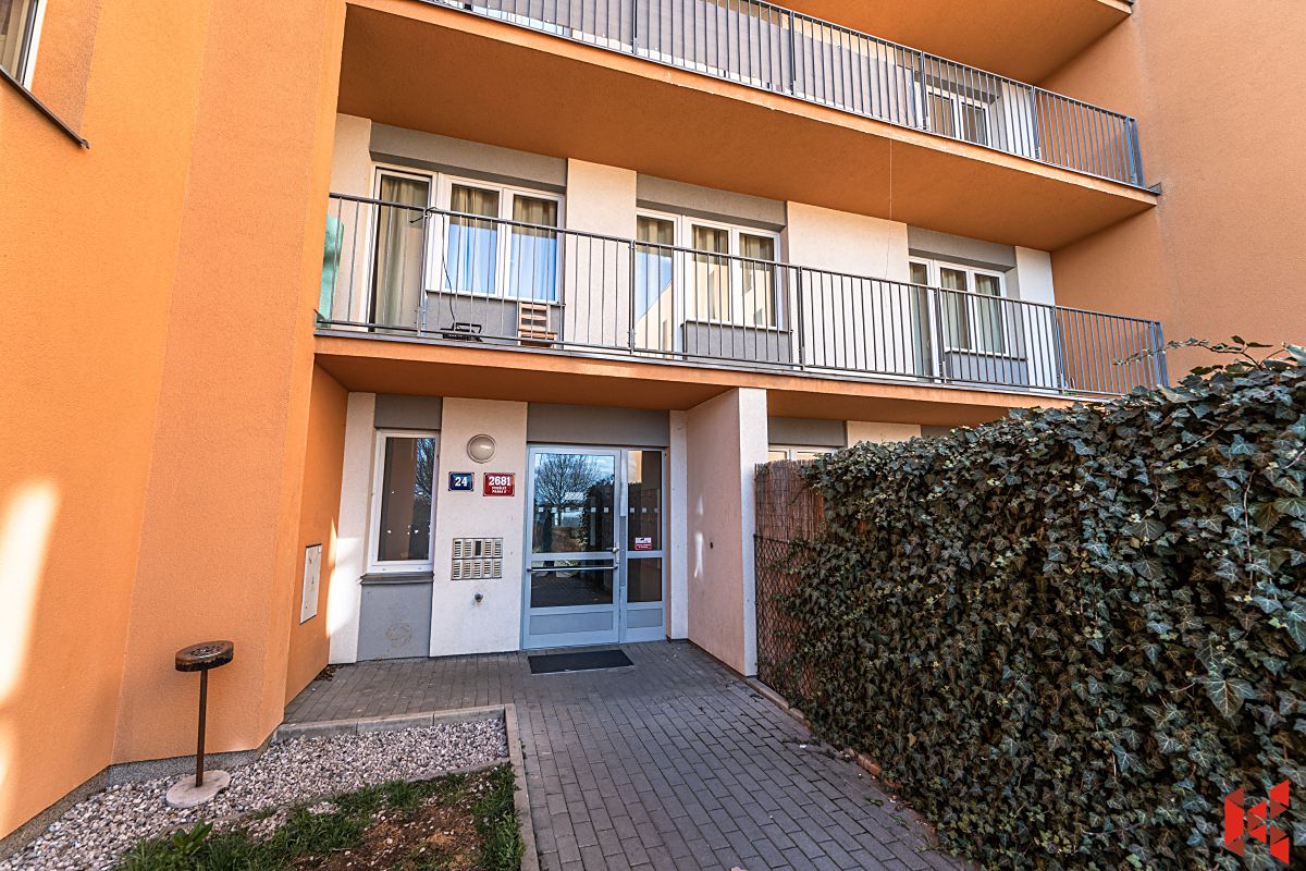 Pronájem bytu 1+kk 27 m² – fotografie 5