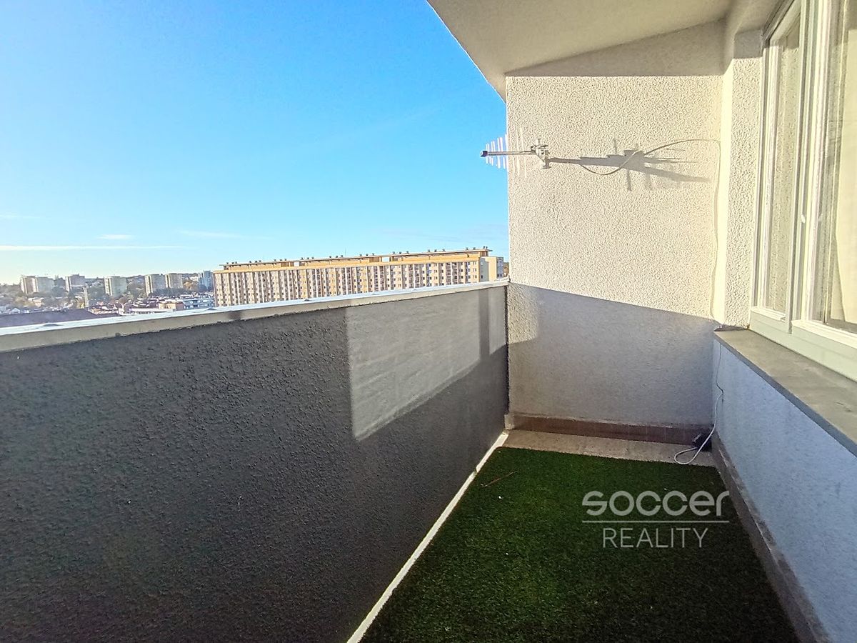 Pronájem bytu 1+kk 25 m² – fotografie 2