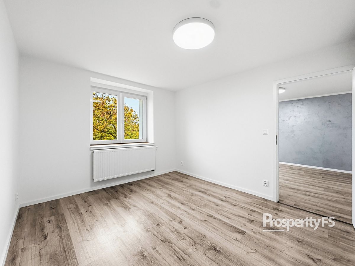 Pronájem bytu 2+1 54 m² – fotografie 5
