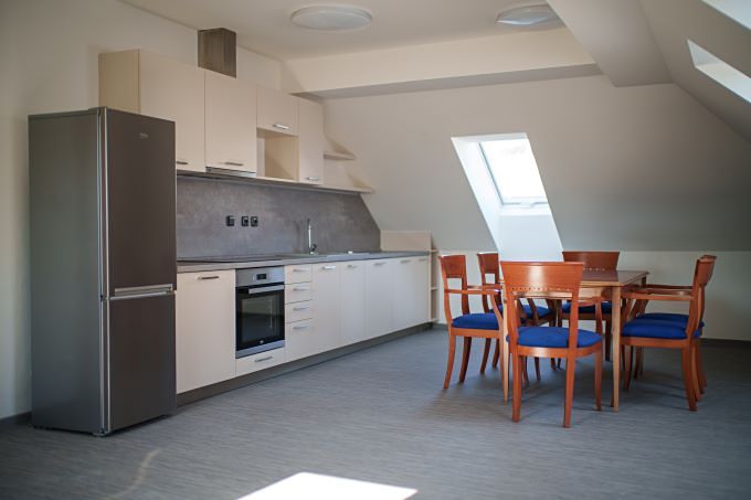 Pronájem bytu 2+kk 71 m² – fotografie 2