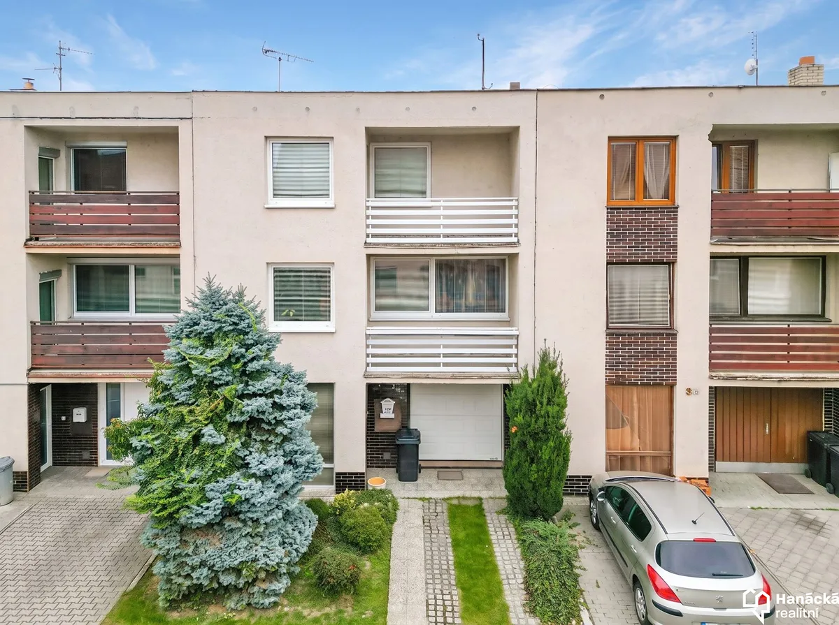 Prodej rodinného domu 160 m², pozemek 285 m²