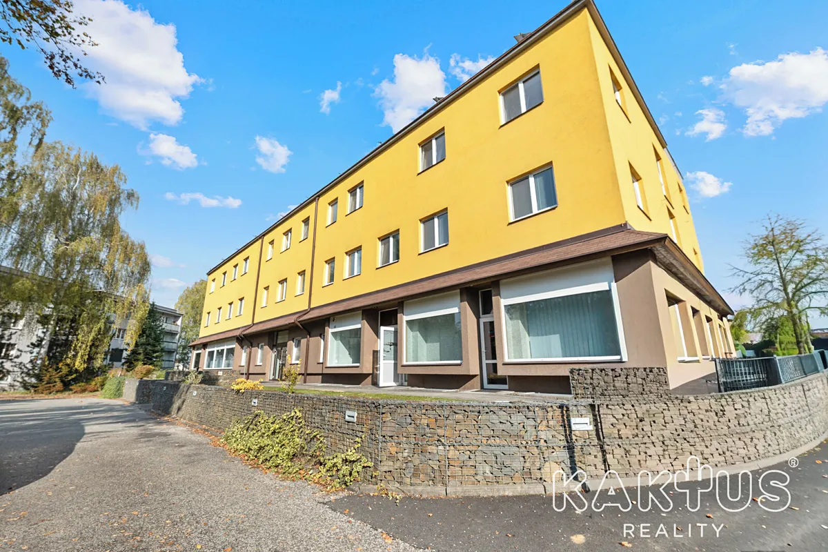 Pronájem obchodního prostoru 18 m²