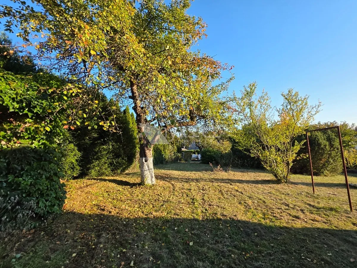 Prodej stavebního pozemku 1062 m²
