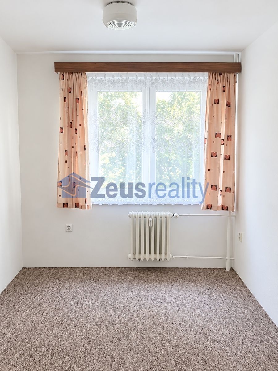 Pronájem bytu 4+kk 80 m² – fotografie 5