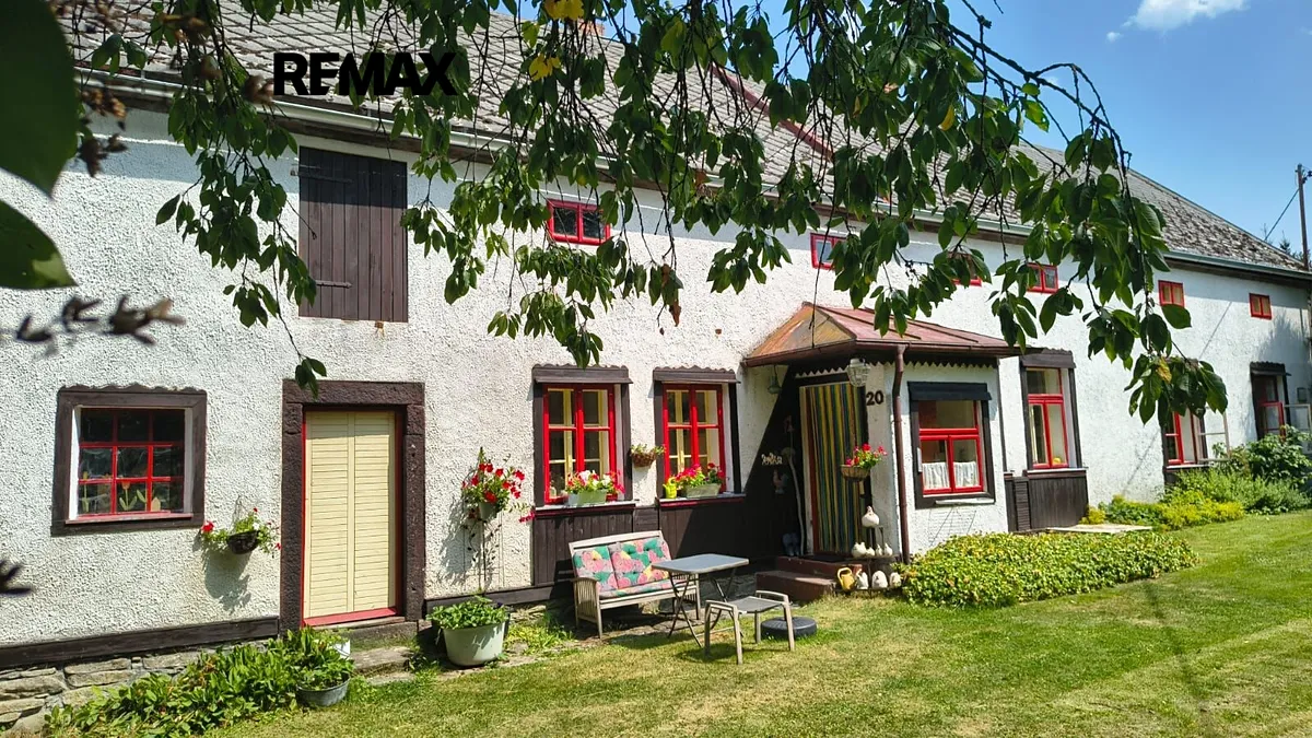 Prodej chalupy 334 m², pozemek 2200 m²