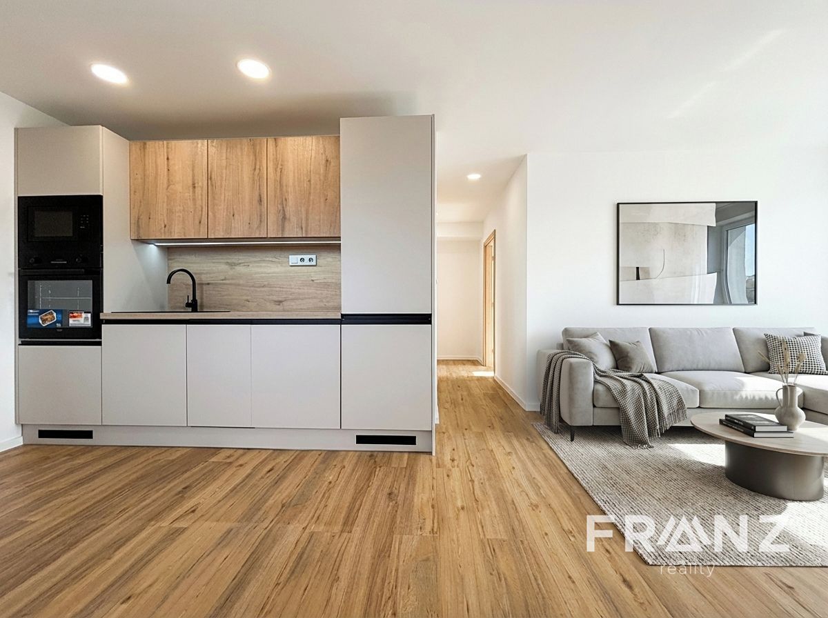 Pronájem bytu 2+kk 47 m² – fotografie 4