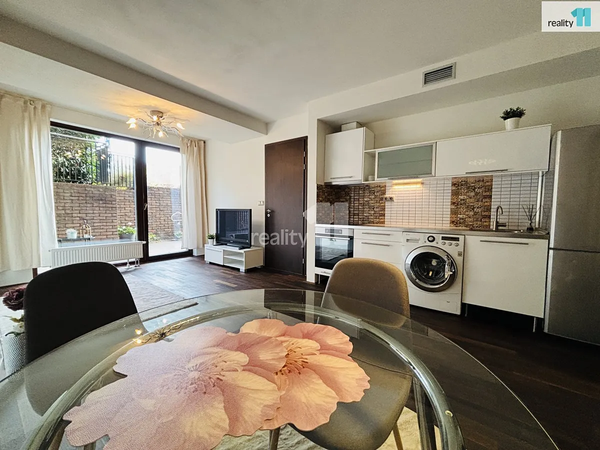 Pronájem bytu 2+kk 46 m²