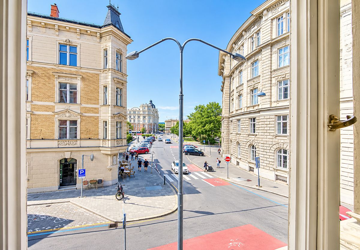 Pronájem bytu 3+1 114 m², Brno – fotka 1 z 3