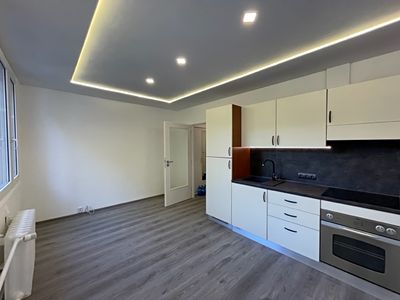 Pronájem bytu 1+kk 32 m²