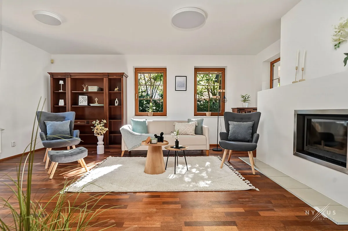 Prodej rodinného domu 205 m², pozemek 826 m²