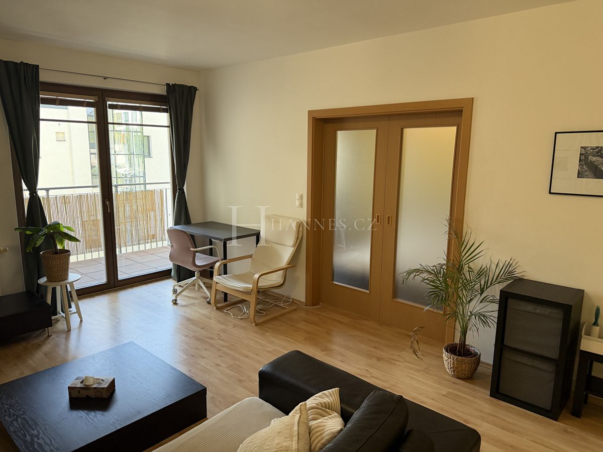 Pronájem bytu 2+kk 69 m² – fotografie 5