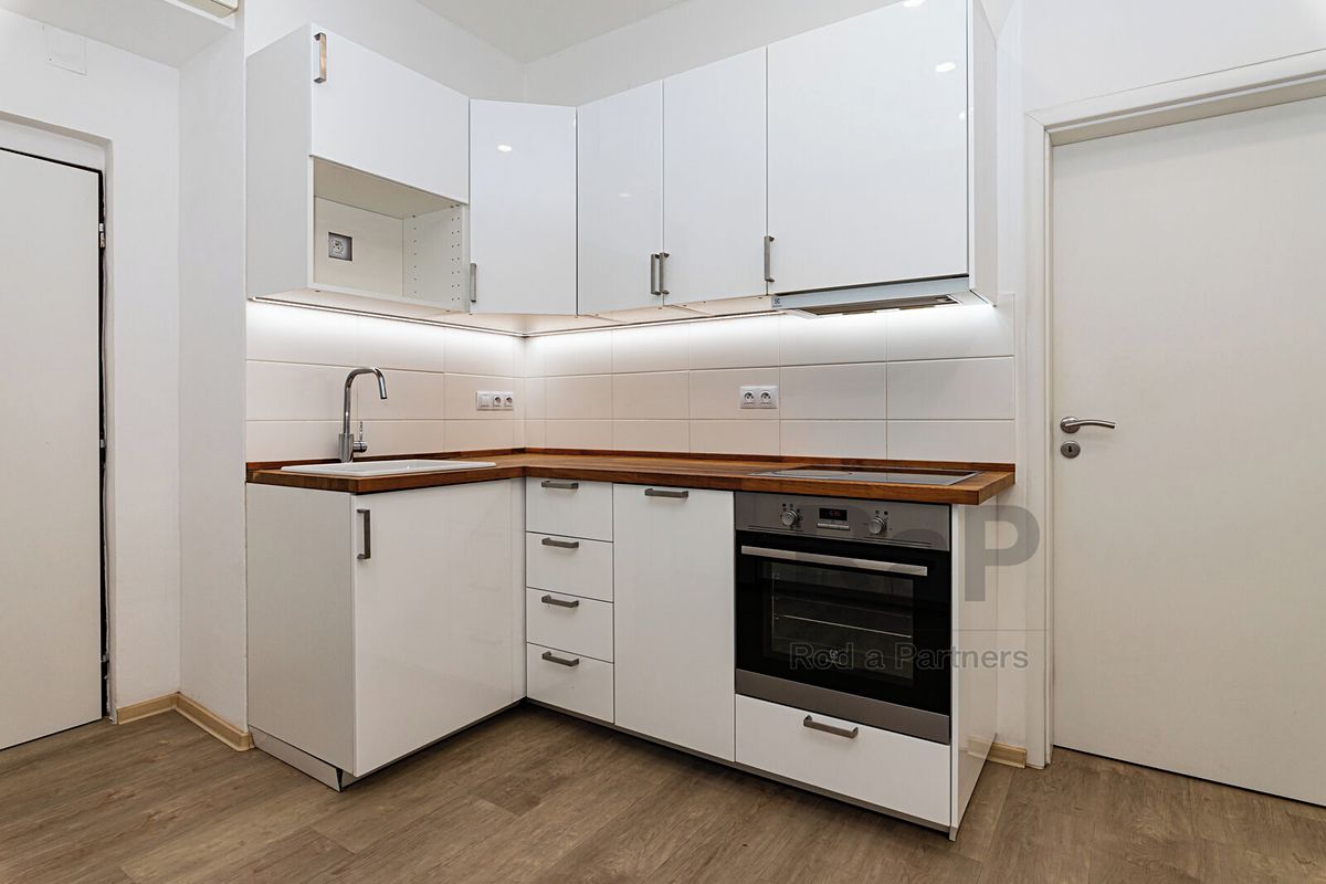Pronájem bytu 2+kk 37 m² – fotografie 4