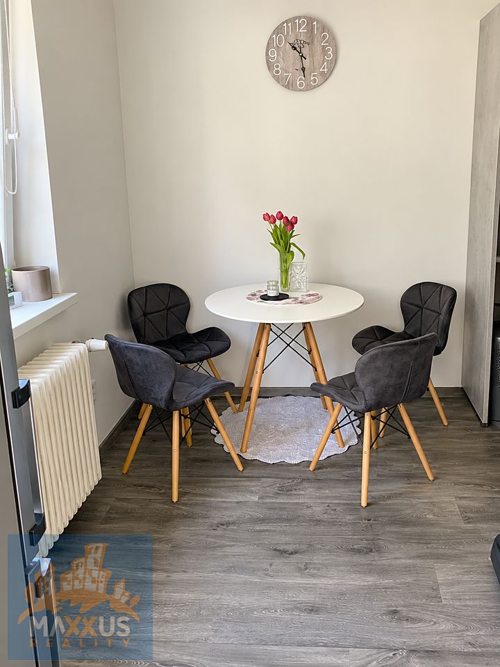 Pronájem bytu 2+1 52 m² – fotografie 3