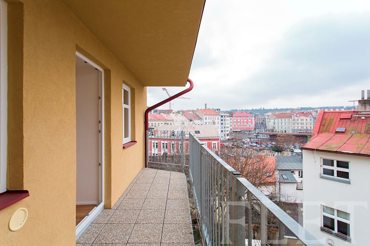 Pronájem bytu 1+kk 25 m² – fotografie 2