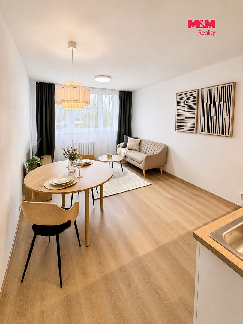 Pronájem bytu 2+kk 37 m² – fotografie 3