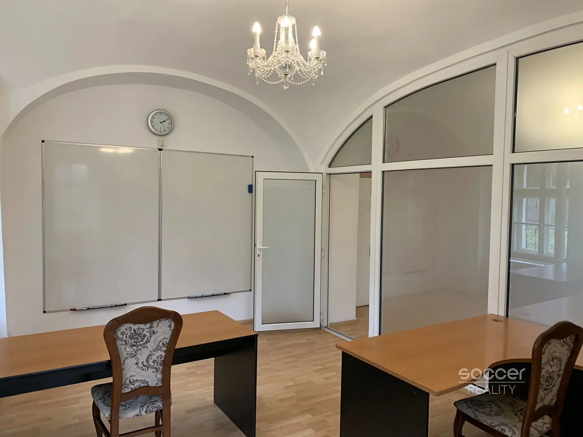 Pronájem kanceláře 56 m²