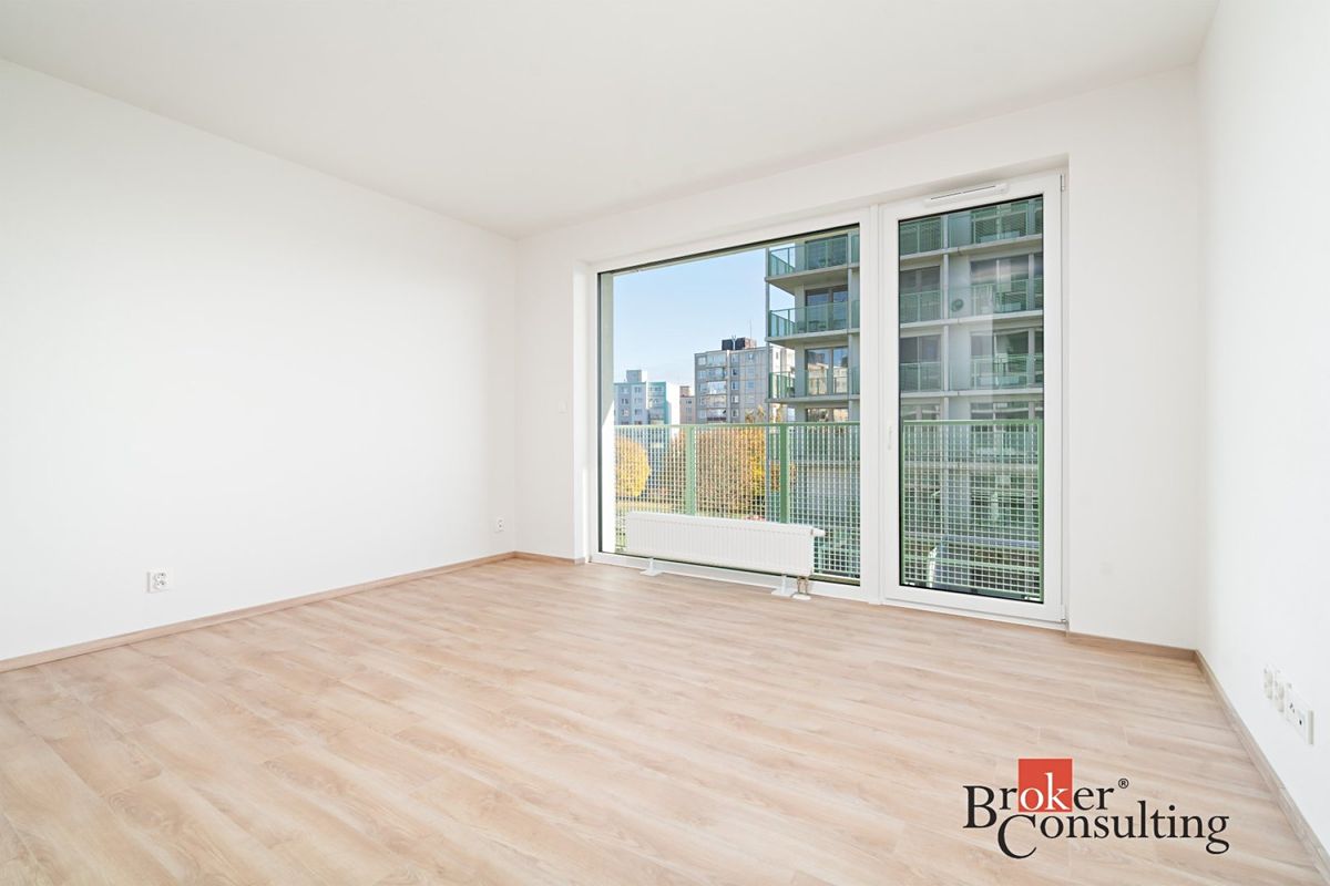 Prodej bytu 1+1 36 m², Plzeň – fotka 1 z 3
