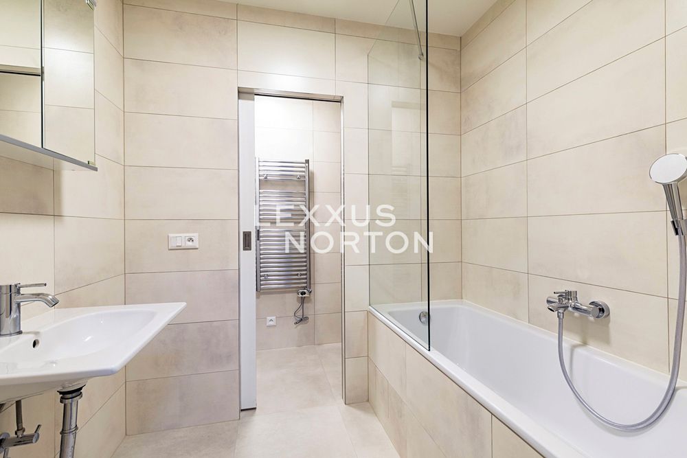 Pronájem bytu 2+kk 71 m² – fotografie 4
