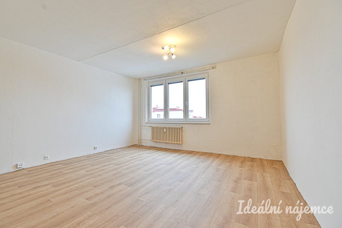 Pronájem bytu 2+kk 46 m² – fotografie 3