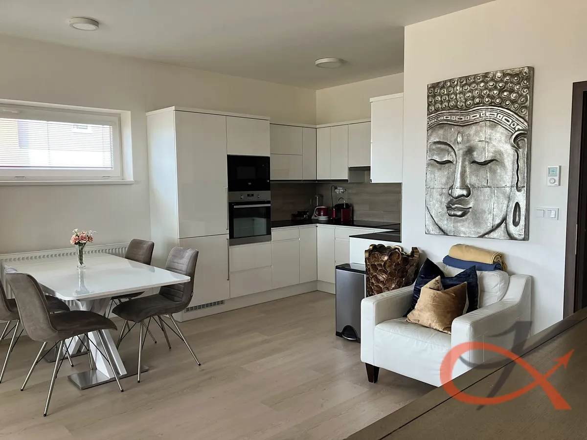 Pronájem bytu 2+kk 74 m²