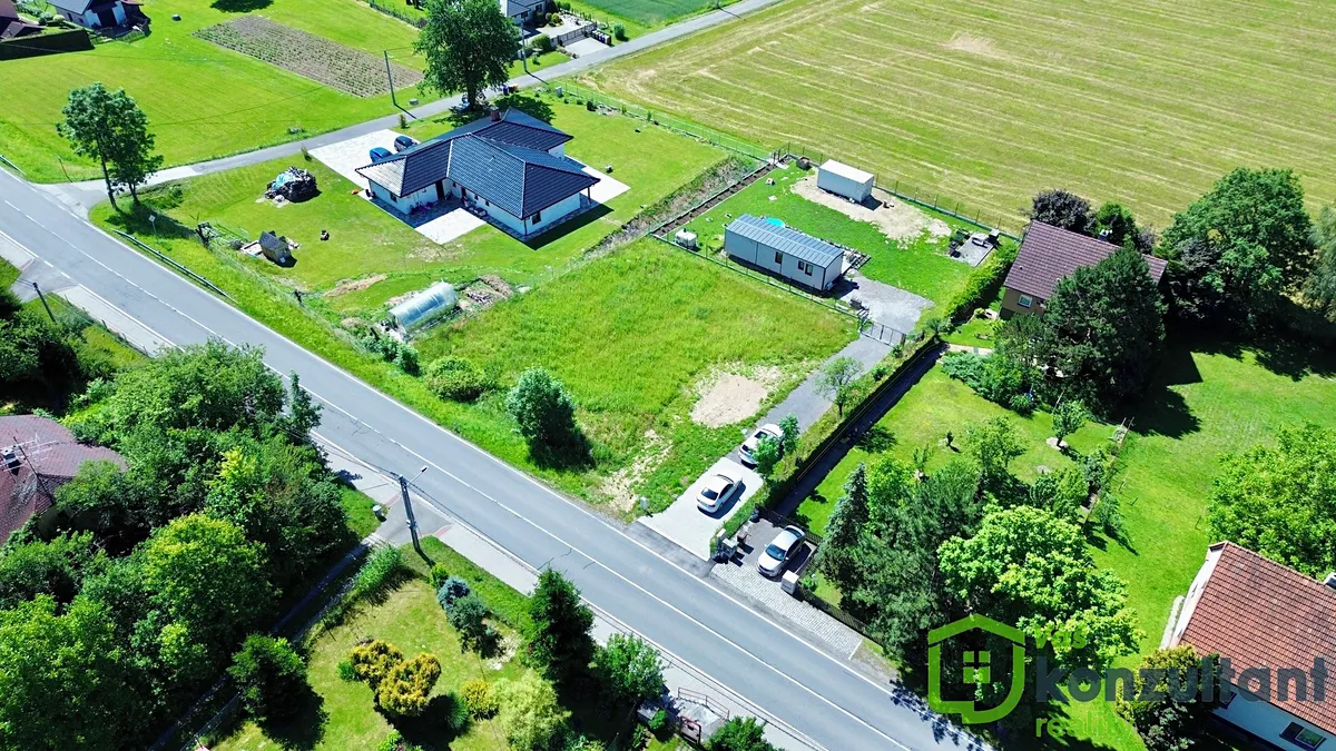 Prodej stavebního pozemku 1000 m²