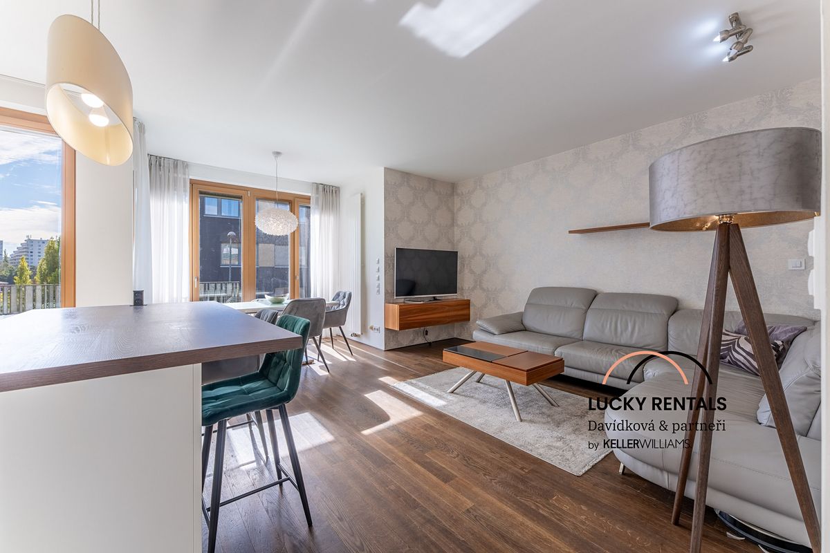 Pronájem bytu 3+kk 81 m²