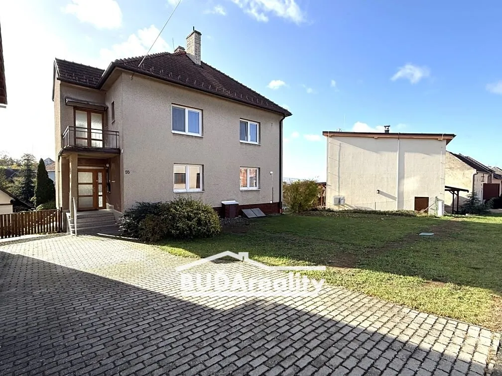 Prodej rodinného domu 180 m², pozemek 831 m²