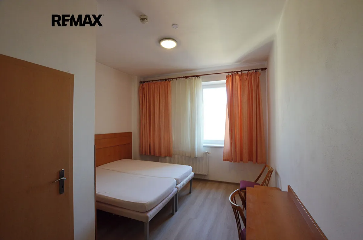 Pronájem bytu pokoje 19 m²