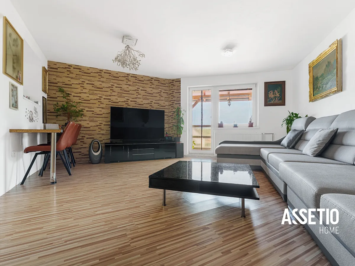 Prodej rodinného domu 239 m², pozemek 452 m²